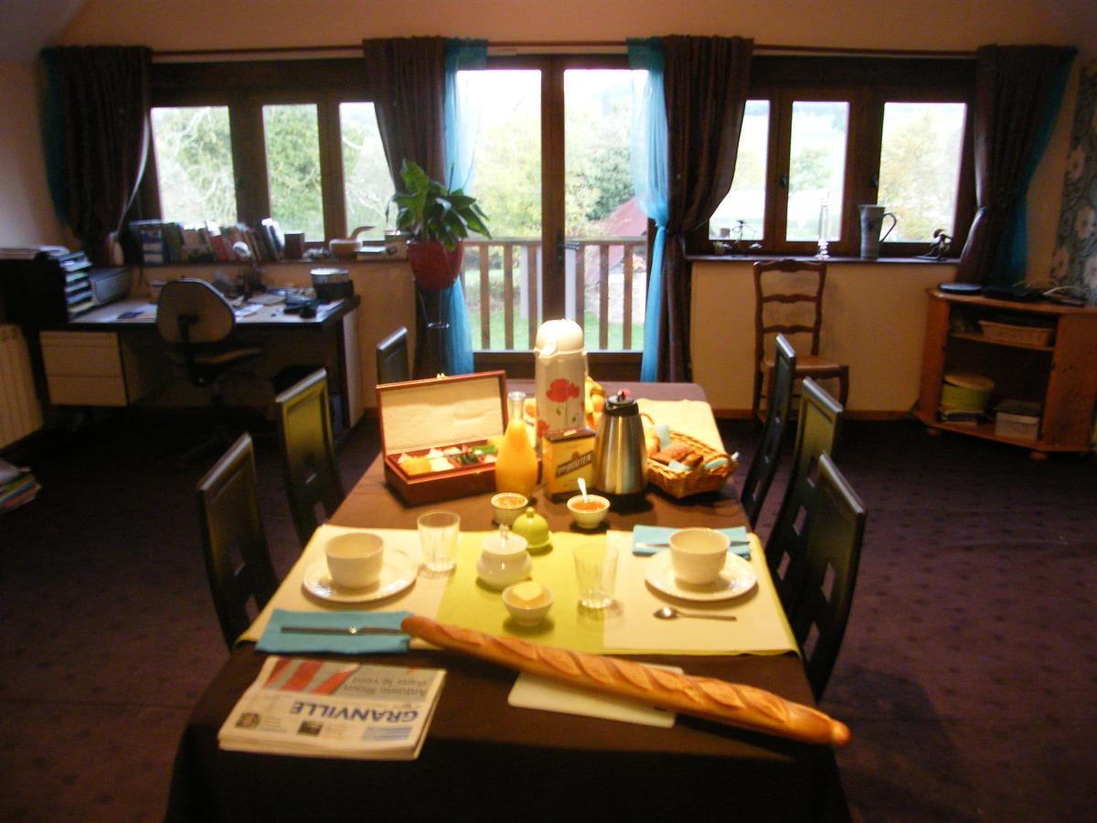 La Ferme De Montaigu Bed & Breakfast Eksteriør bilde